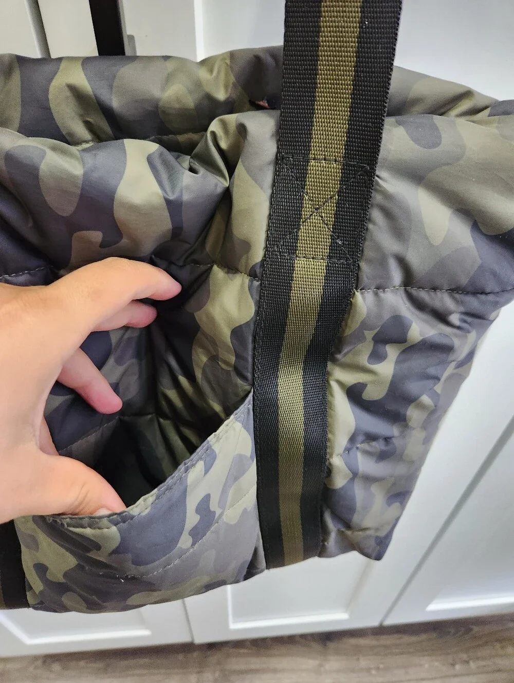 Haute Shore Nylon puffer tote bag camo